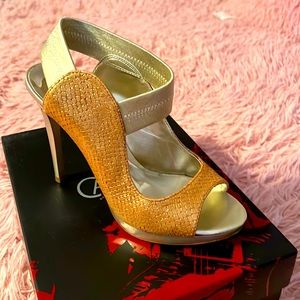 NWT CARLOS SANTANA “HALO BRONZE” SHOES